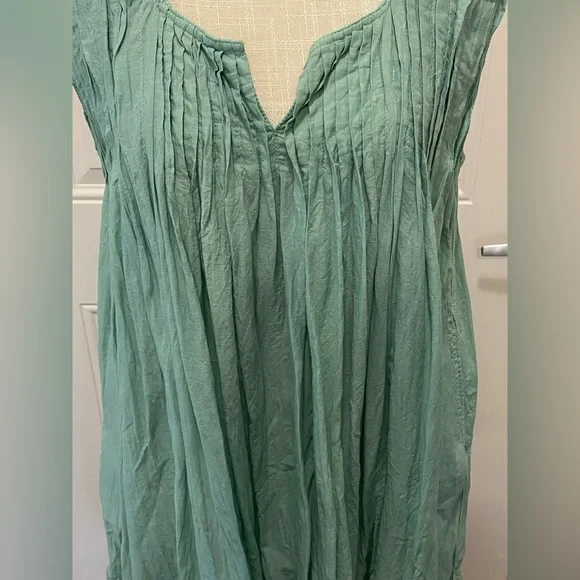 J.P. & Mattie Dress - Picture 2 of 8